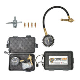 جهاز تفريغ هواء الإطارات التناظري من فورس يو إس إيه، أداة دقيقة لقراءة وتعديل ضغط الهواء، مع شاشة عرض تناظرية أنيقة وحقيبة محمولة، متوافق مع جميع السيارات والشاحنات والدراجات والدراجات النارية